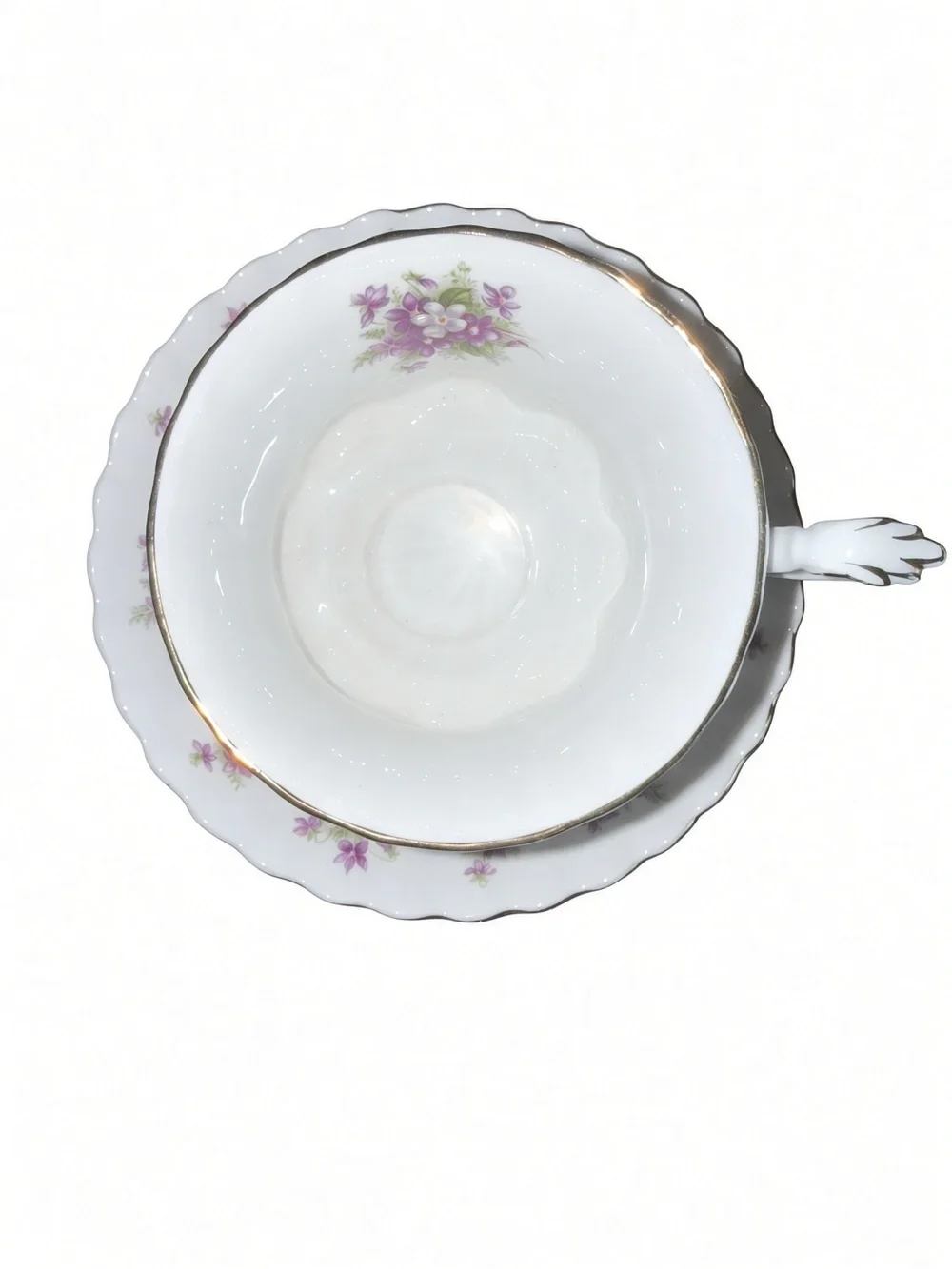 ROYAL ALBERT Sweet Violets Bone China Teacup & Saucer – England